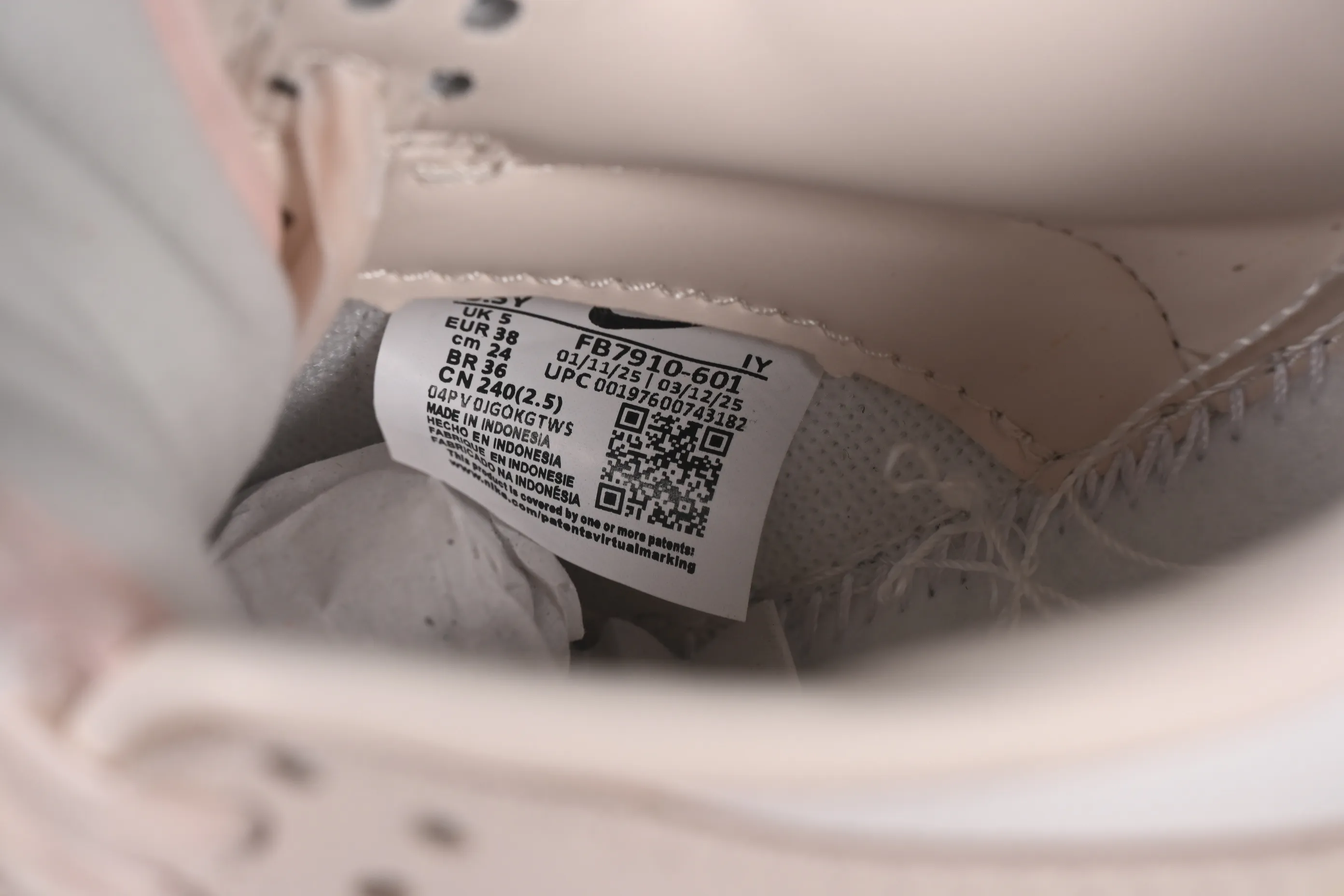 All categories Nk SB Dunk series Nk SB Dunk Low low-top sneakers Nike SB Dunk Low Rouge powder low-top casual sneakers FB7910-601